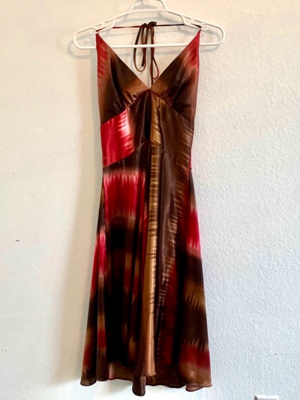 ALYN PAIGE HALTER DRESS SILKY SATIN TIE DYE SIZE 8 FEMININE